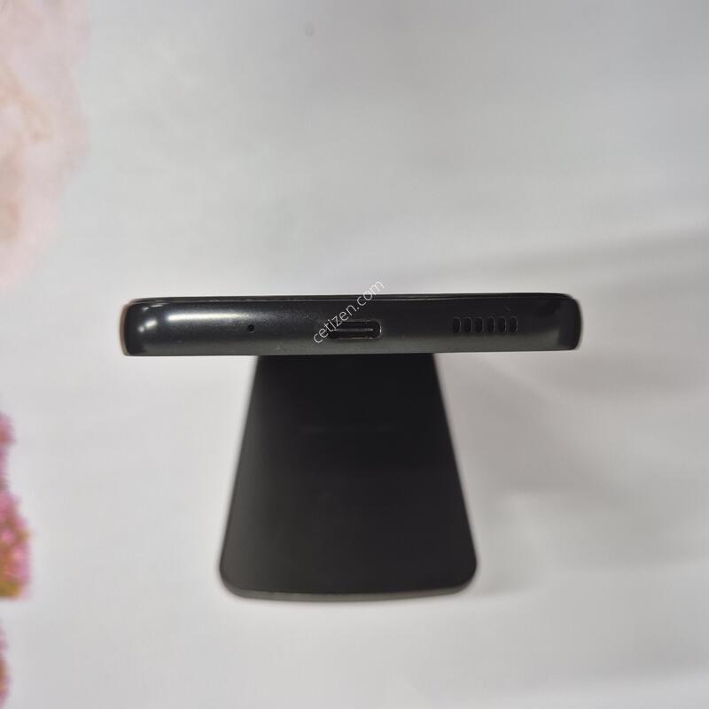 ����������3 ���� 128GB