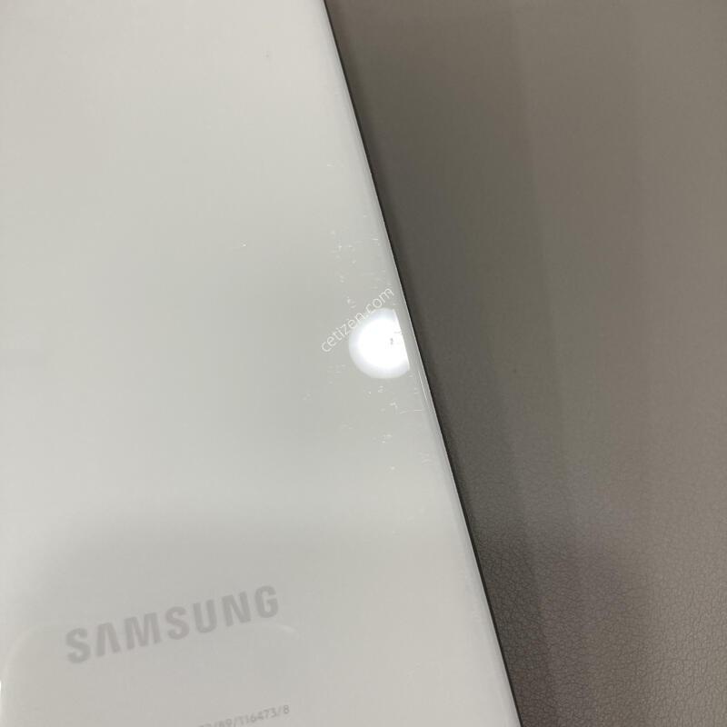 �ܰ� ����!! ���ܻ�! ����� ���ƿ�! / A32 ȭ��Ʈ