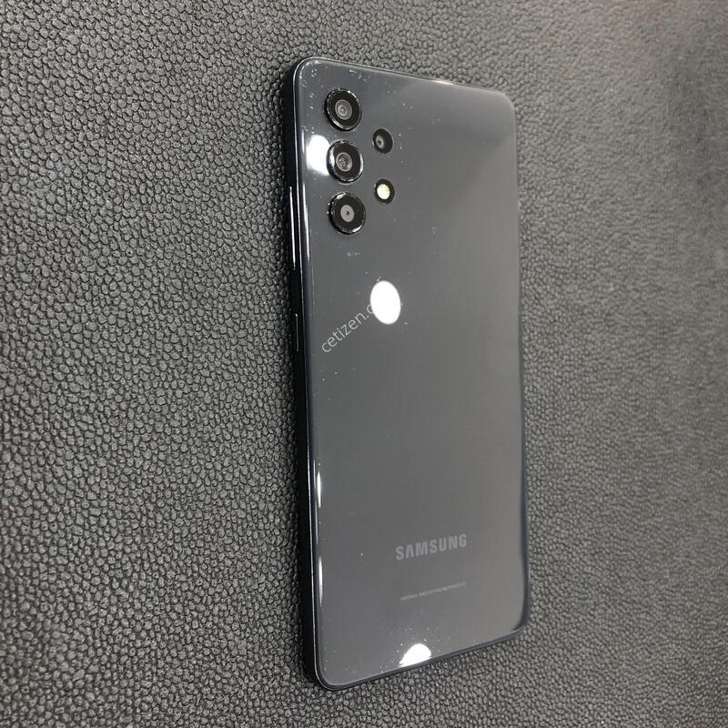 ������A32 ����,����� �ֻ�,���� ���⽺,�׵θ� S��,�ܻ� ����