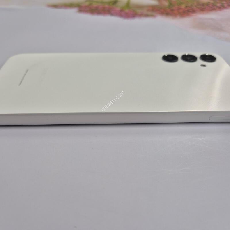 ����������3 ȭ��Ʈ 128GB