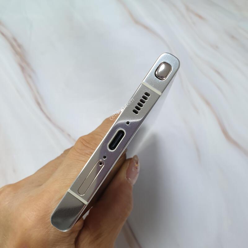 KT ������S23��Ʈ�� ũ�� 256G A�� �Ǹ��մϴ�