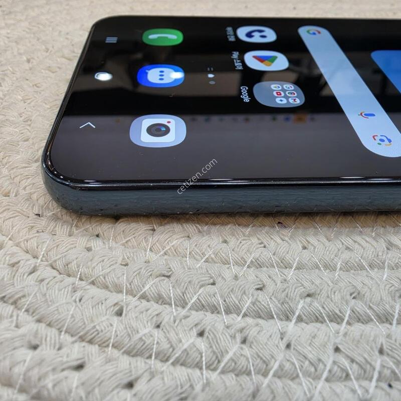 ������ S22�÷��� 256GB �׸� �Ǹ��մϴ�.