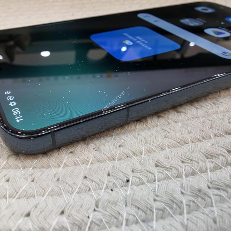 ������ S22�÷��� 256GB �׸� �Ǹ��մϴ�.