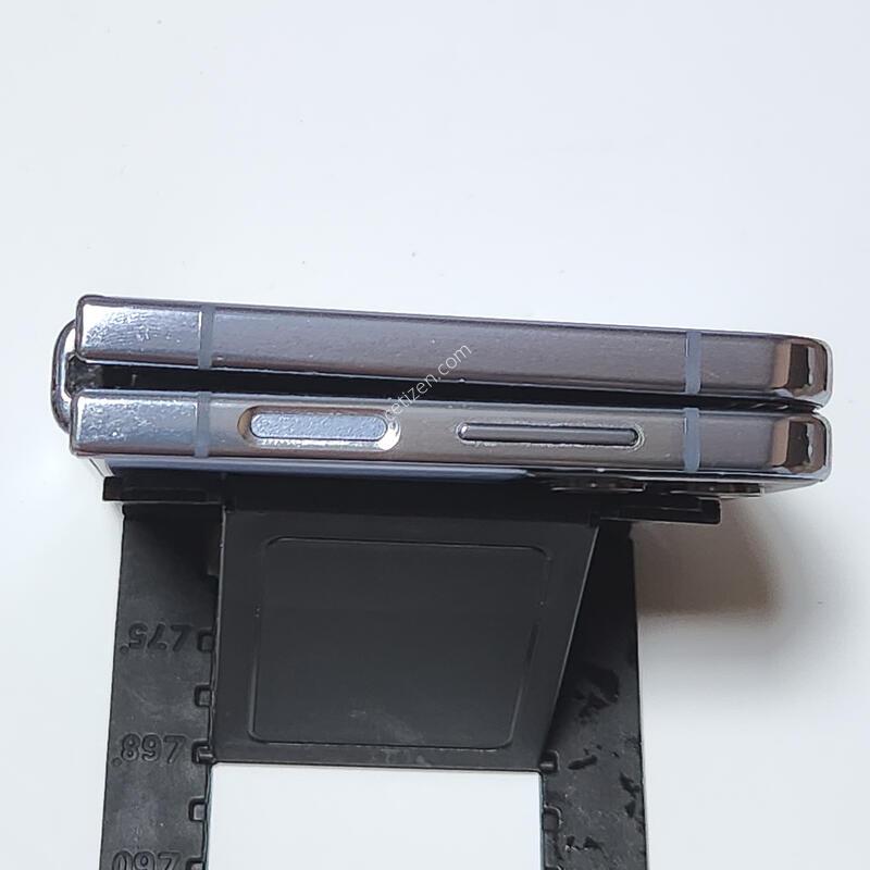 ������Z�ø�4 256G ���ܻ� ���� 12093