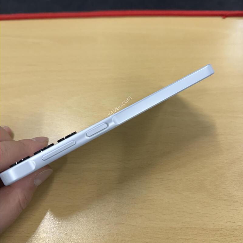 ������A16 �׷��� S�� 128GB