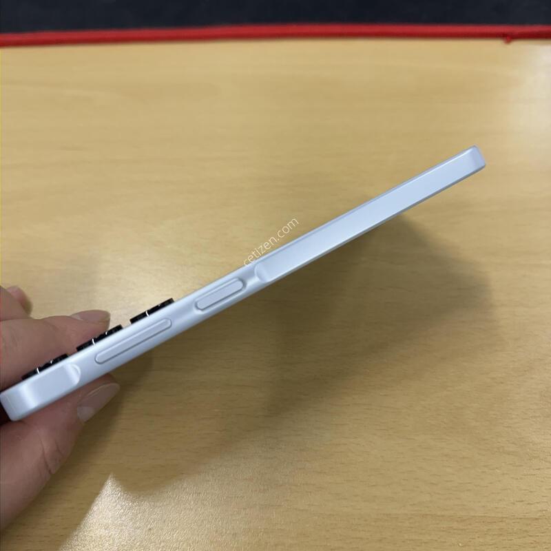 ������A16 �׷��� S�� 128GB