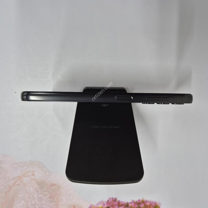 ����������3 ���� 128GB