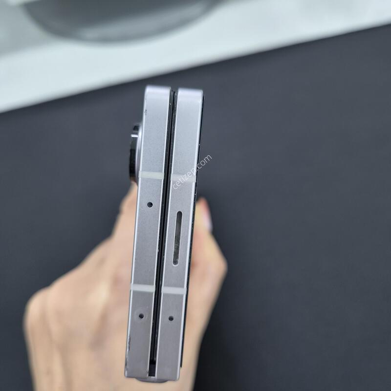 ����������6 256