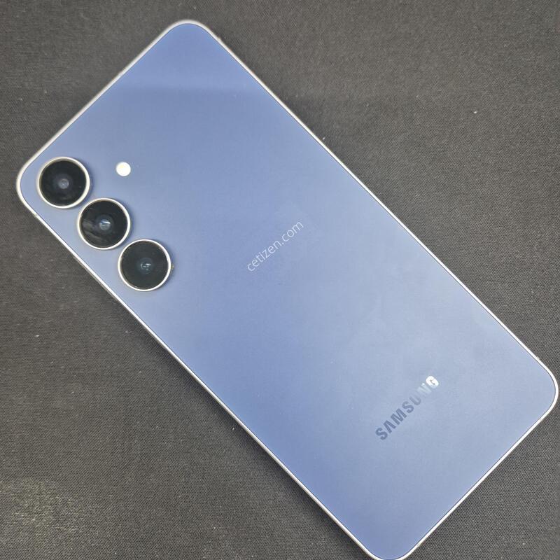 ������ S25 FE 256G ���̺�