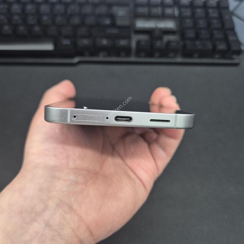 ������ S25 FE 256G ���̺�