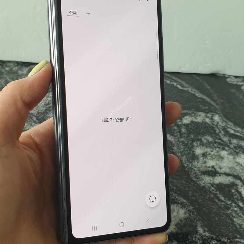 KT ������Z����4 (F936N) �׷��� 256�Ⱑ (0123324)