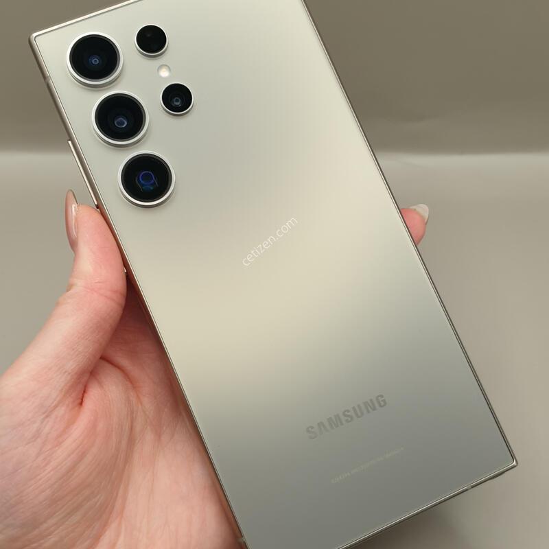 ������S24��Ʈ�� ƼŸ���׷��� 256�Ⱑ S�� �Ǹ��մϴ�