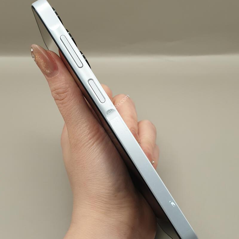 ������ ����3 (A156) ȭ��Ʈ 128G S�� �Ǹ��մϴ�