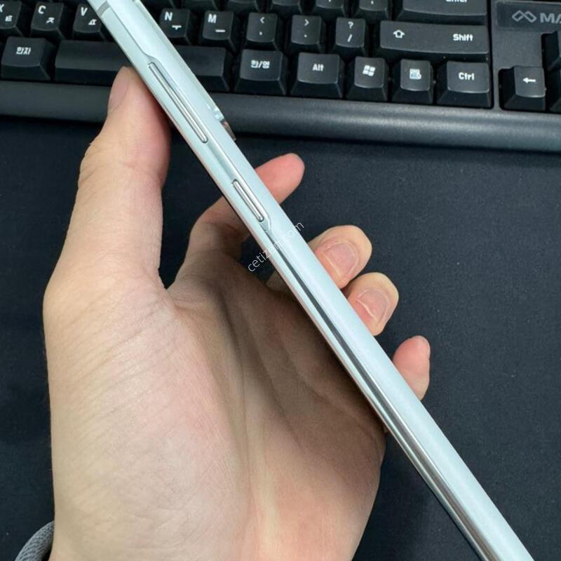 ������ s20fe