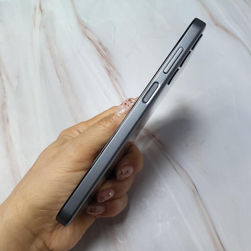 SK ������ ���̵�7 128G �׷��� S�� �Ǹ��մϴ�