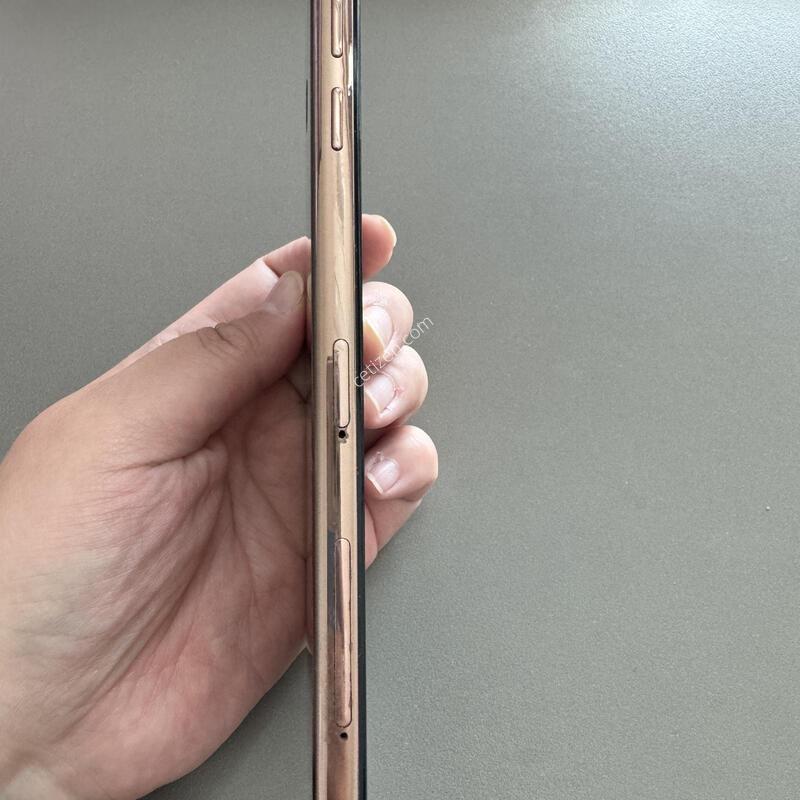 ������ J4+