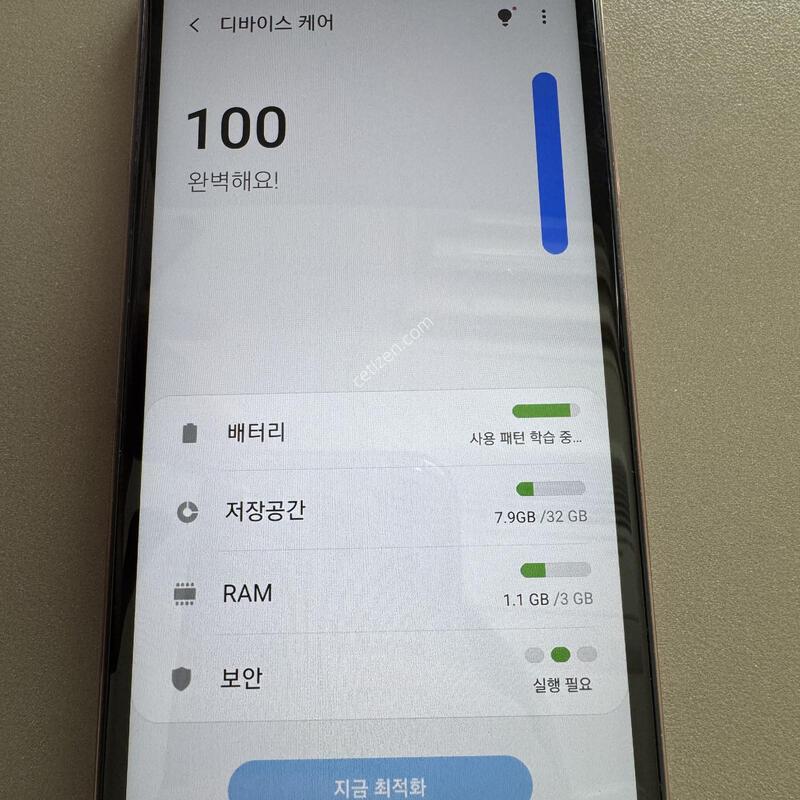 ������ J4+