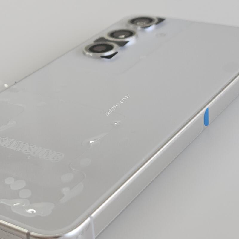 ������ �絵����) ������S24FE �׷��� 256GB �ü���(����+���͸� ��ü)�� �̻��