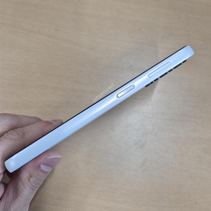 ����������3 ȭ��Ʈ S�� 128GB