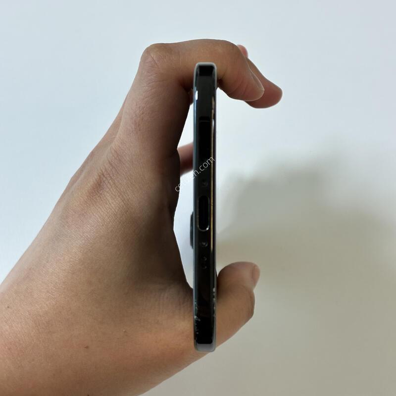 ������ ���� 256G �������� ���͸�97% ������ �Ǹ��մϴ�.