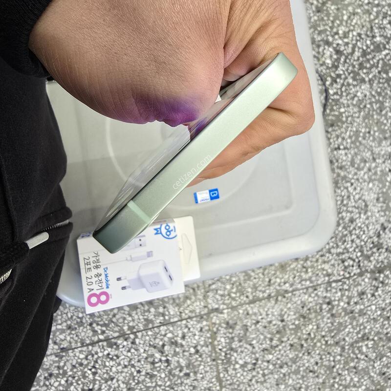 ������12 64G ��Ʈ (���͸�82%) ����� �˴ϴ�