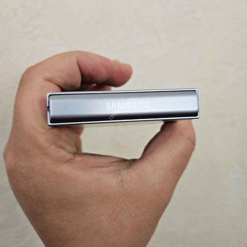 ������Z�ø�6 ���ܰ����� ���� ���� �߰� ��¦�� 2mm