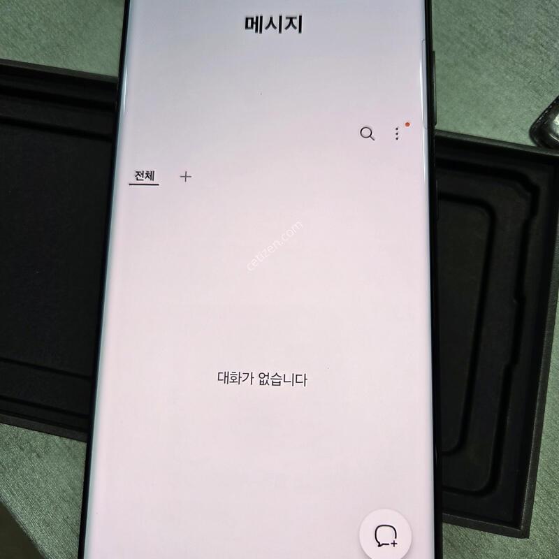 ����������