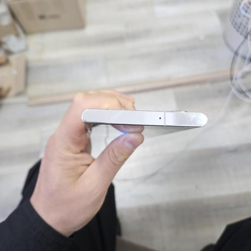 �ǻ��� ������S22��Ʈ�� ũ�� �Ǹ� �߰���