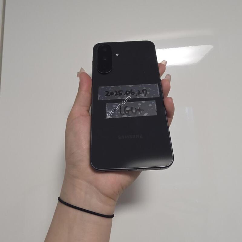 ������A36 128G