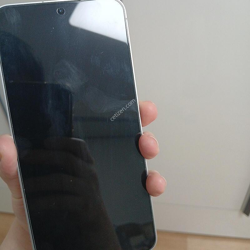 ������ S25 FE ȭ��Ʈ 256G S�� �Ǹ��մϴ�