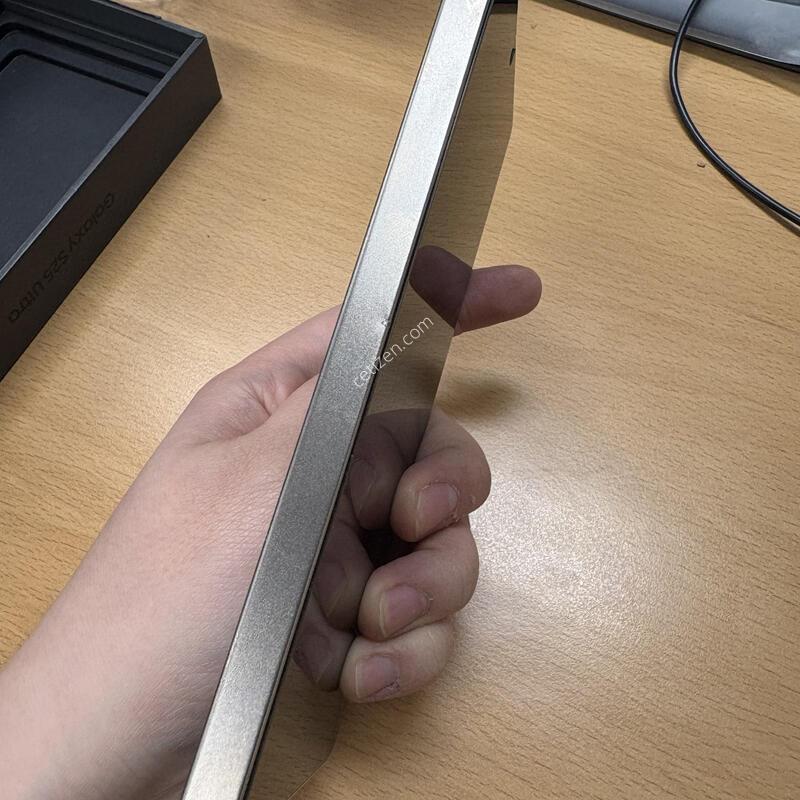 ������ s25 ��Ʈ�� 512G + �ڽ� + �Ǽ�����