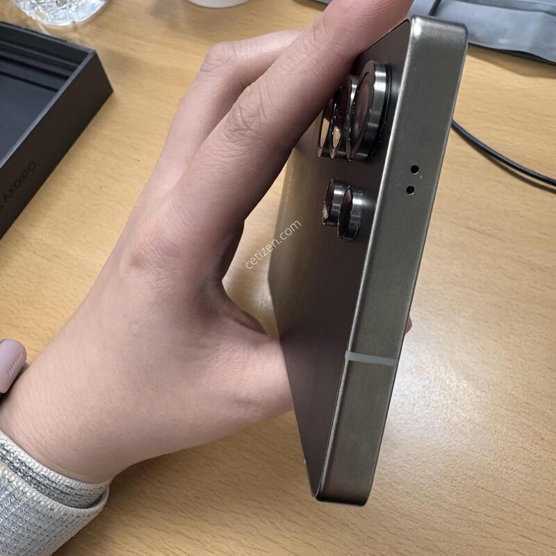 ������ s25 ��Ʈ�� 512G + �ڽ� + �Ǽ�����