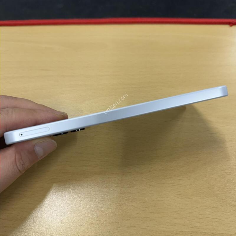 ������A16 �׷��� S�� 128GB