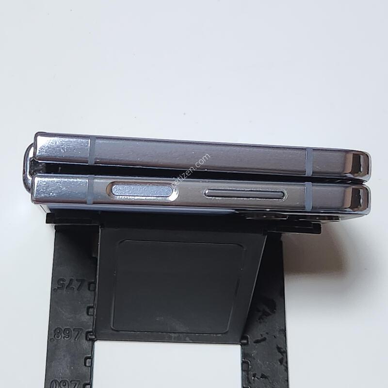 ������Z�ø�4 256G ���ܻ� ���� 12093