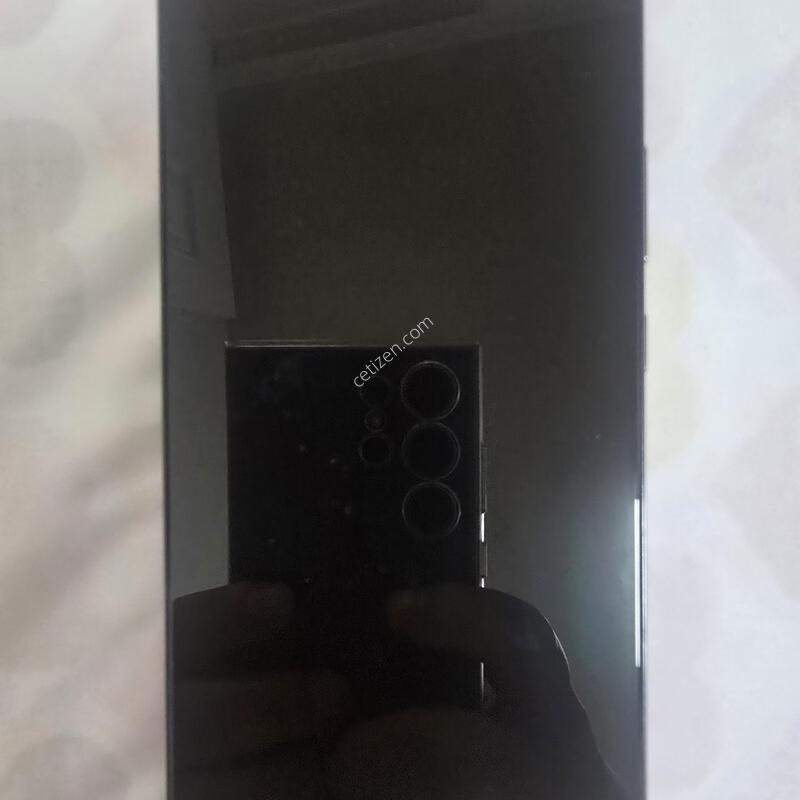 ������S22�÷��� ���� �Ǹ� �մϴ�