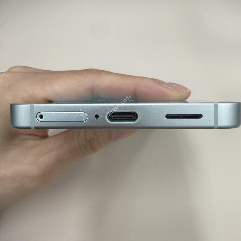 ������S25 256GB