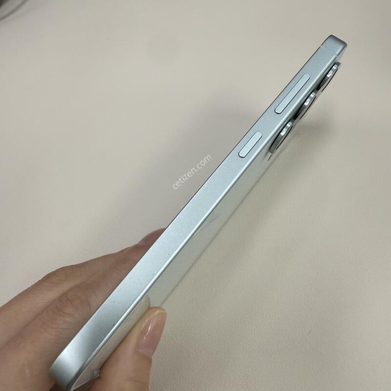 ������S25 256GB