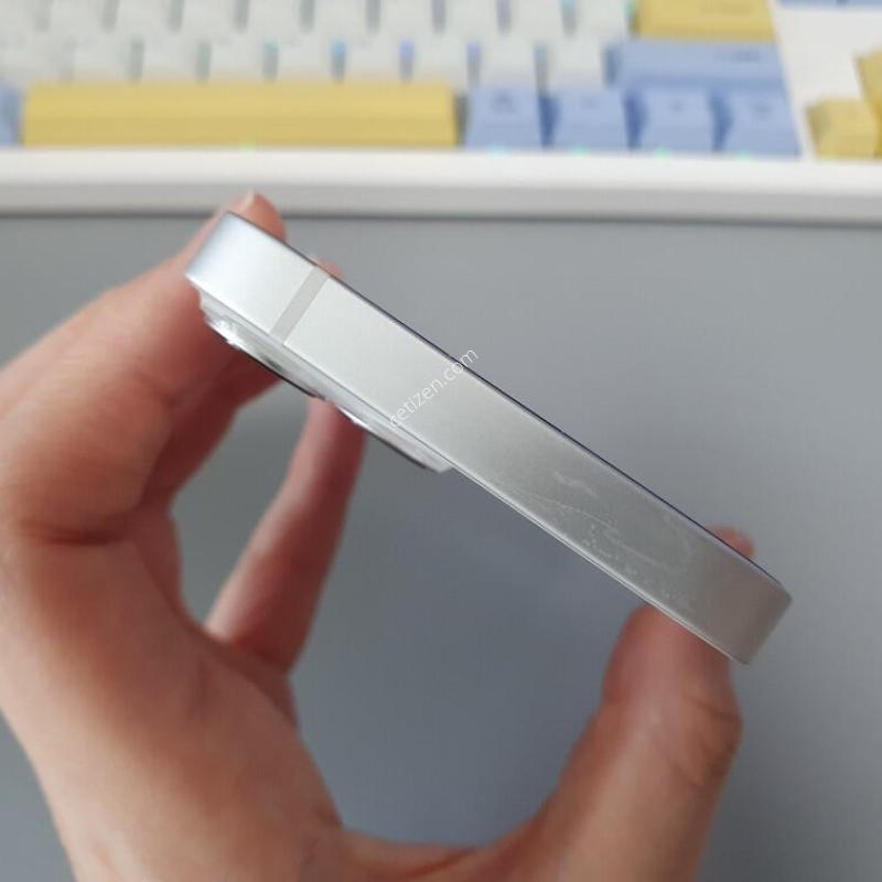 ������13 �̴� / 128GB / ȭ��Ʈ / ���͸����� 75%