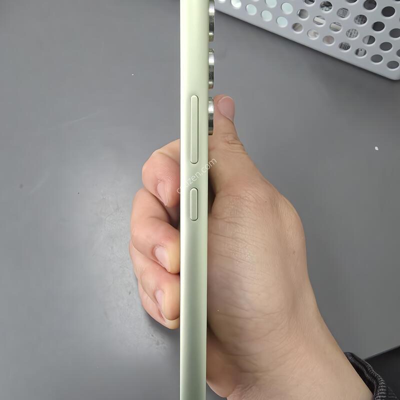 (1621)����������4 128 �Ǹ��մϴ�