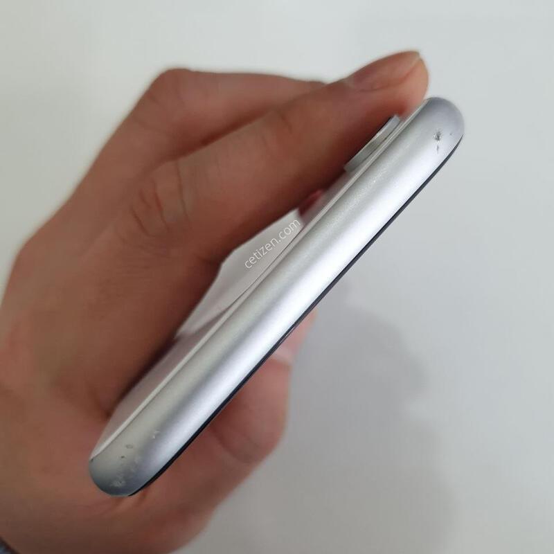 ������XR 64G ���ܻ� �߰��� �����