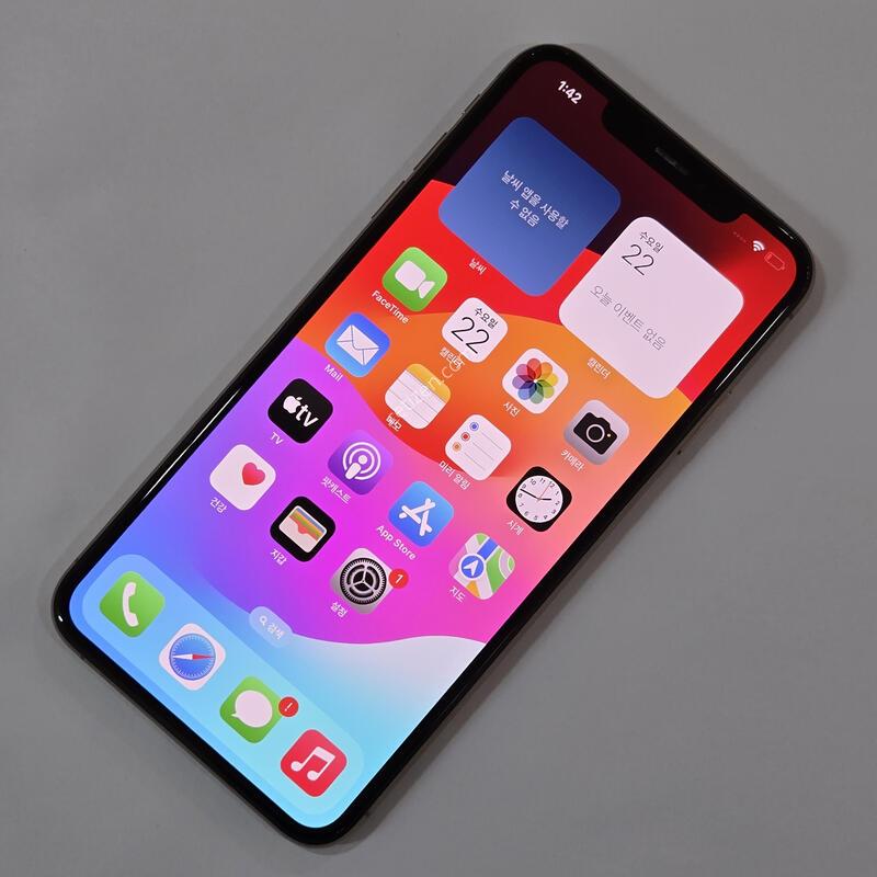 @���͸�81@ ������ XS �ƽ� 256GB ��� 75035