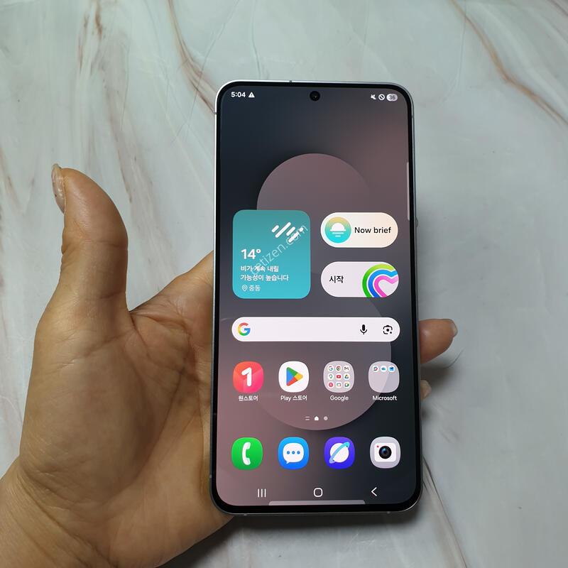 LG ������ S25FE ���� 256G S�� �Ǹ��մϴ�