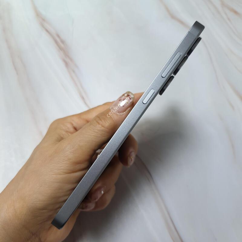 LG ������ S25FE ���� 256G S�� �Ǹ��մϴ�