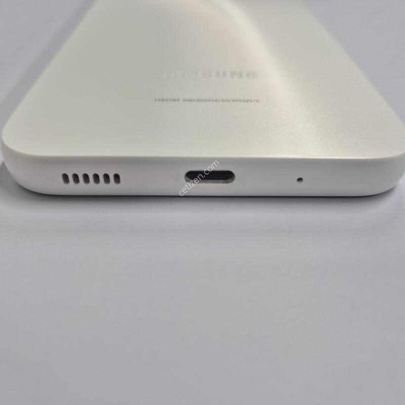 ����������3 ȭ��Ʈ 128GB