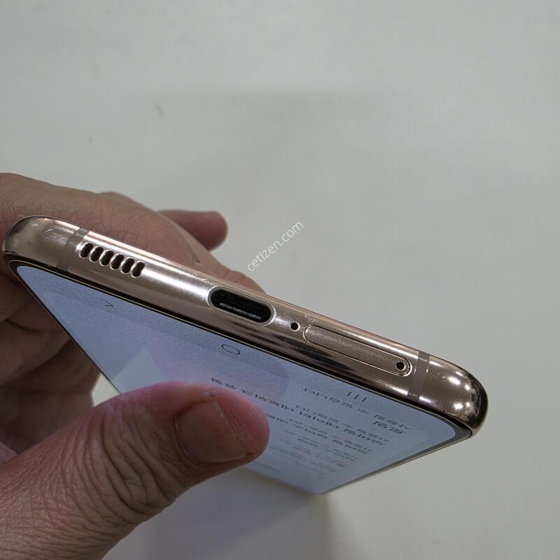 ������ S21�÷��� ���̿÷� ���ܻ� A��