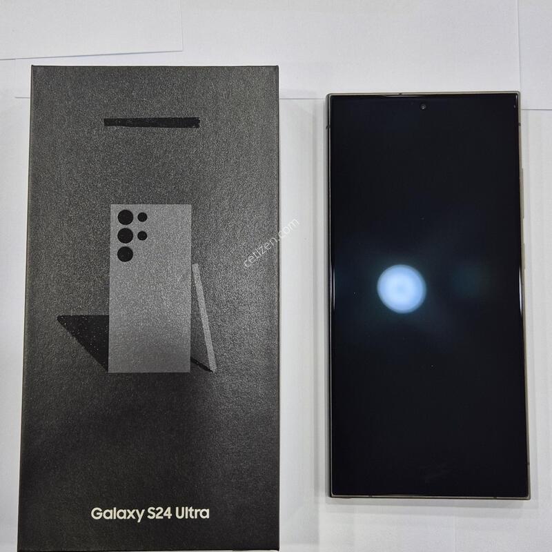 LGU+ �Ｚ���� ������ S24��Ʈ�� �𵨸� S928 ƼŸ���׷��� 256�Ⱑ A��  ������ �Ǹ��մϴ�