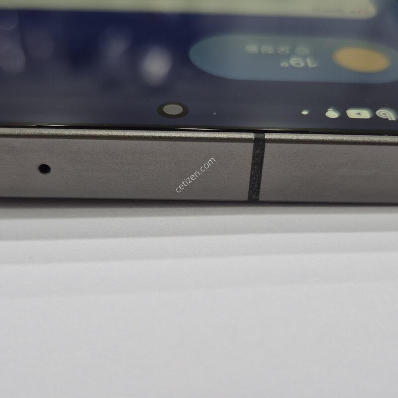 LGU+ �Ｚ���� ������ S24��Ʈ�� �𵨸� S928 ƼŸ���׷��� 256�Ⱑ A��  ������ �Ǹ��մϴ�