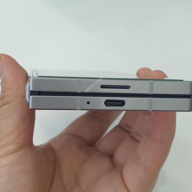 ������  ����6 512GB