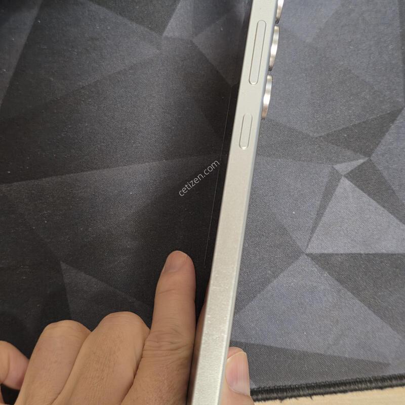 �Ｚ ������ S24 FE 256GB �Ǹ��մϴ�