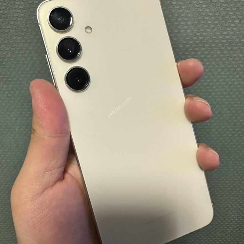 ������ S24�÷��� ũ�� �����ϰ� �Ǹ��ؿ�